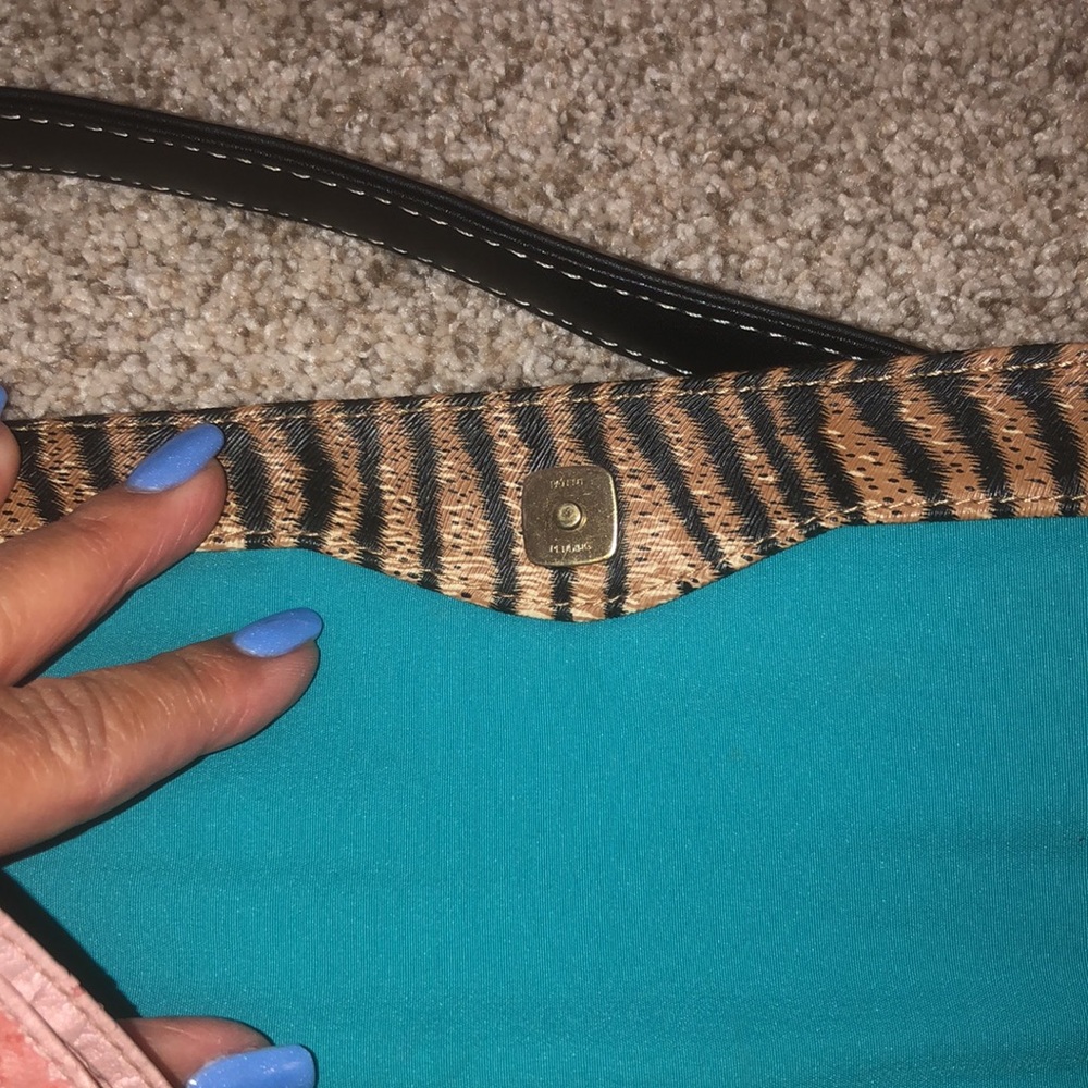 NWOT Liz Claiborne Leopard Bag - Picture 7 of 9